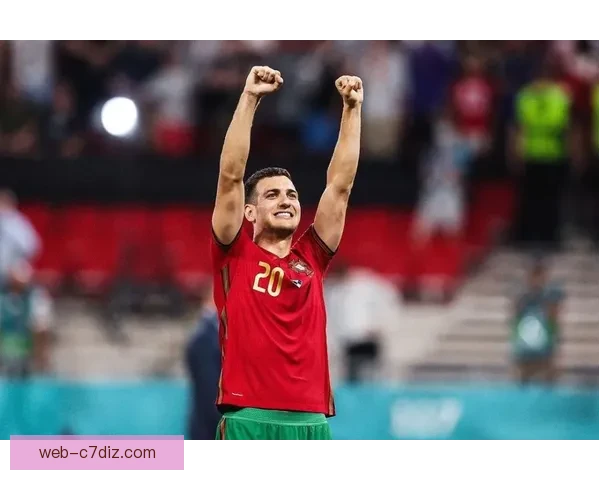 伯恩利转会动态凯尔特求锋门将归