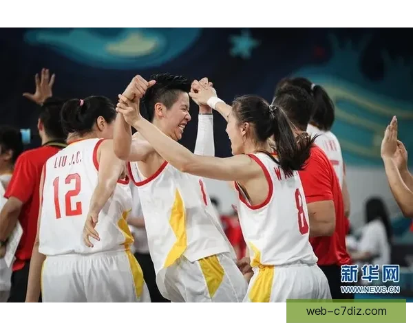 拉杜成榜样青年队庆祝晋级八强